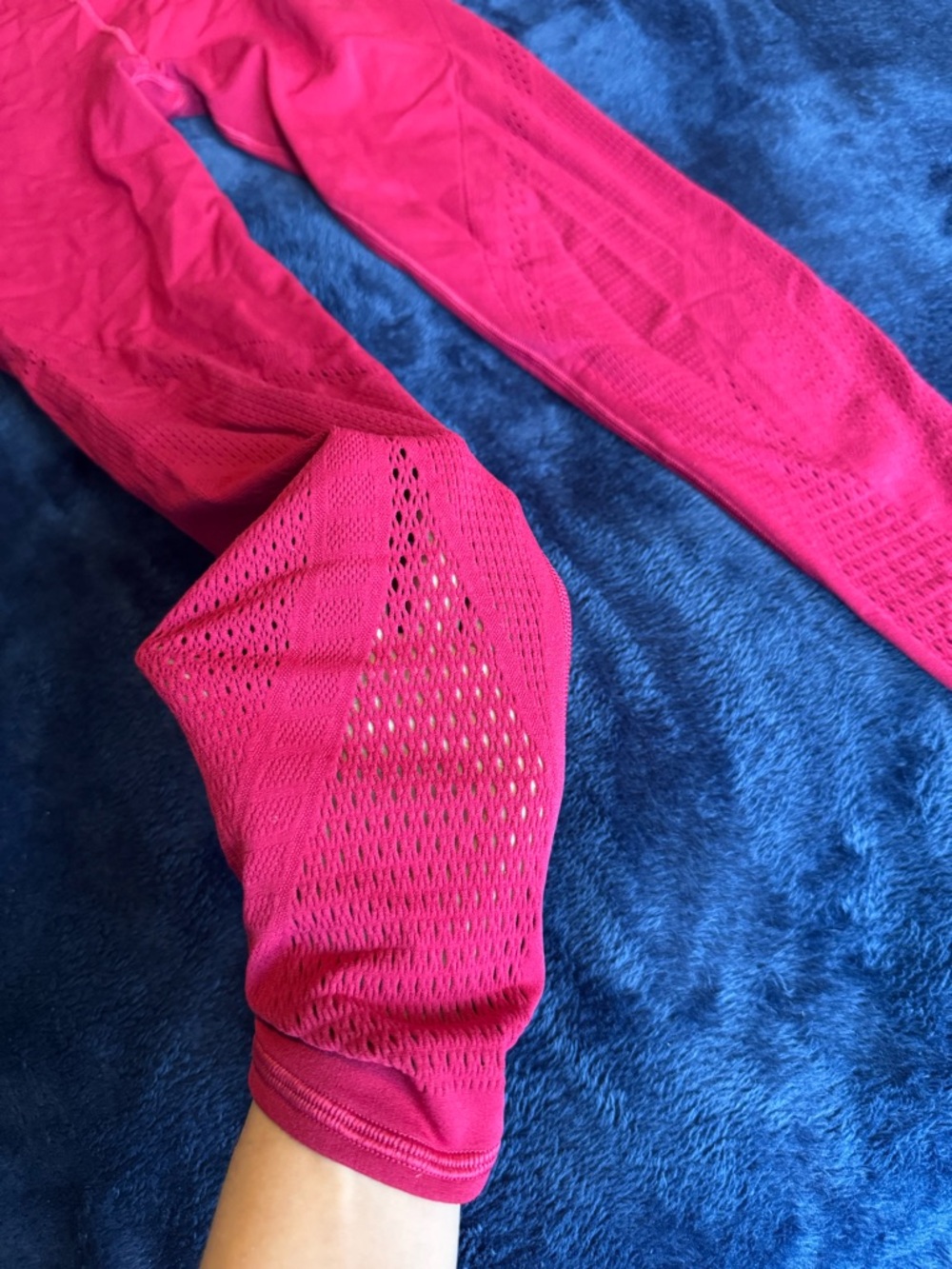 EUC Hot pink Lululemon leggings, size 10
